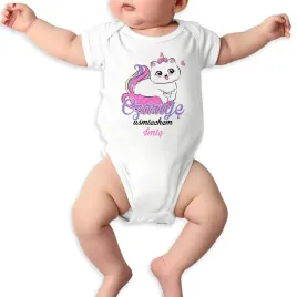 body-niemowlece-personalizowane-biale-dla-dziecka-czaruje-usmiechem-roz-68