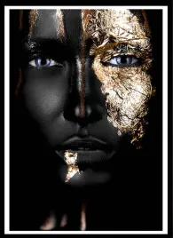 plakat-na-sciane-do-sypialni-ciemna-twarz-pokryta-zlotem-gold-black100x70cm