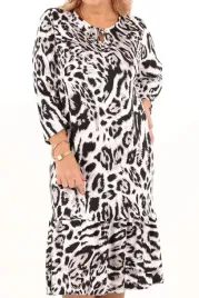 sukienka-w-panterke-polski-producent-duze-rozmiary-oversize-luzna