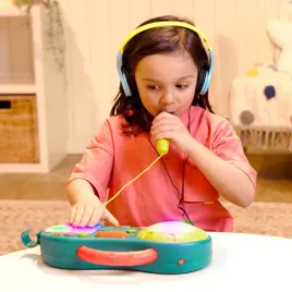 b-minimixer-konsola-dj-a-do-miksowania-muzyki-b-toys