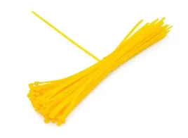 zolte-opaski-zaciskowe-300x48-mm-zestaw-100-sztuk