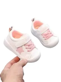 shein-biale-sportowe-buty-dzieciece-z-rozowa-gwiazdka-i-rzepami-14-1dg