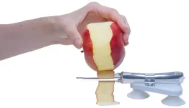 pozioma-obieraczka-do-owocow-i-warzyw-mocowana-na-przyssawki-dla-seniora