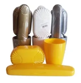 zestaw-turystyczny-kubek-mydelniczka-etui