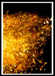 plakat-na-sciane-do-salonu-zlote-plamy-i-linie-wlosy-gold-black-100x70cm