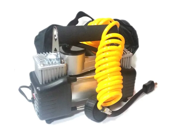 metalowy-kompresor-samochodowy-dwutlokowy-12v-marka-carcommerce