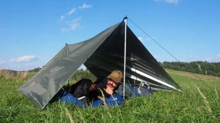 bushmen-thermo-tarp-23-olive-cechy-dodatkowe-brak