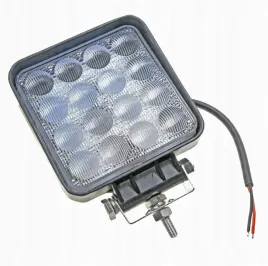 lampa-robocza-led-48w-16x3w-3000-lm-48w-wypukle-ciete-soczewki
