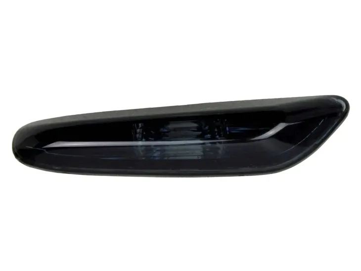 kierunkowskaz-bmw-3-e90-e91-e92-e93-prawy-04-13-producent-czesci-gorabbit