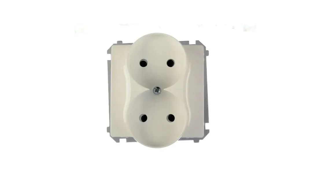 simon-basic-gniazdo-podwojne-b-u-16a-ip20-biale-bmg2m-01-11