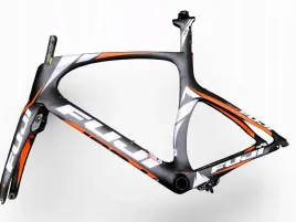 rama-rowerowa-time-trial-triathlon-fuji-norcom-straight-2-3-57cm-karbonowa