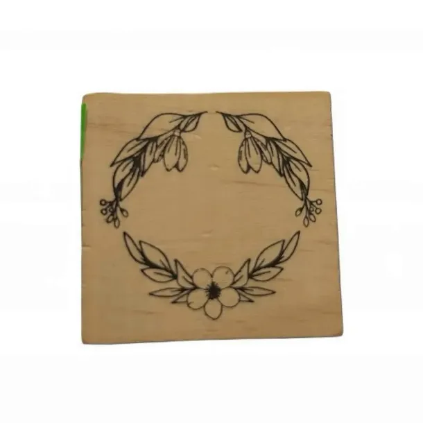 avec-stempel-drewno-marka-avec