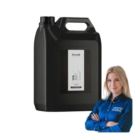 traffic-film-remover-kiurlab-tfr-5000ml-silny-srodek-usuwa-brud-drogowy