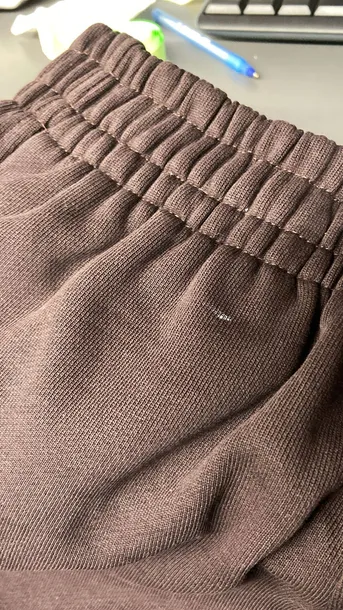 pullbear-brazowy-7674-348-dressowe-m-linia-regular