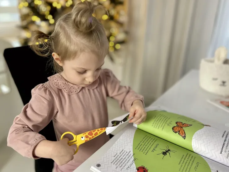 montessori-elementarz-malucha-2-3-lata-tytul-montessori-elementarz-malucha-2-3-lata