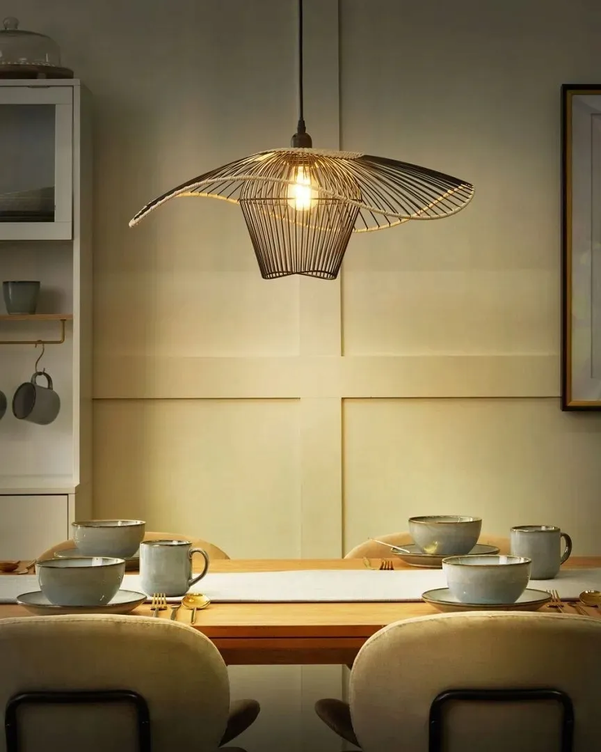 lampa-wiszaca-czarna-lunga-stan-nowy