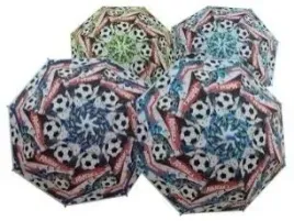 parasol-dzieciecy-z-gwizdkiem-football-mix