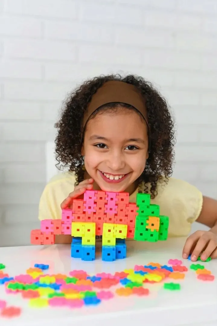 klocki-konstrukcyjne-meli-neon-basic-edu-1200-el