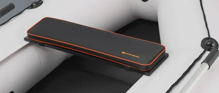 Nakładka Siedzisko miękkie do pontonu Kolibri 83х20х3 cm Czarny