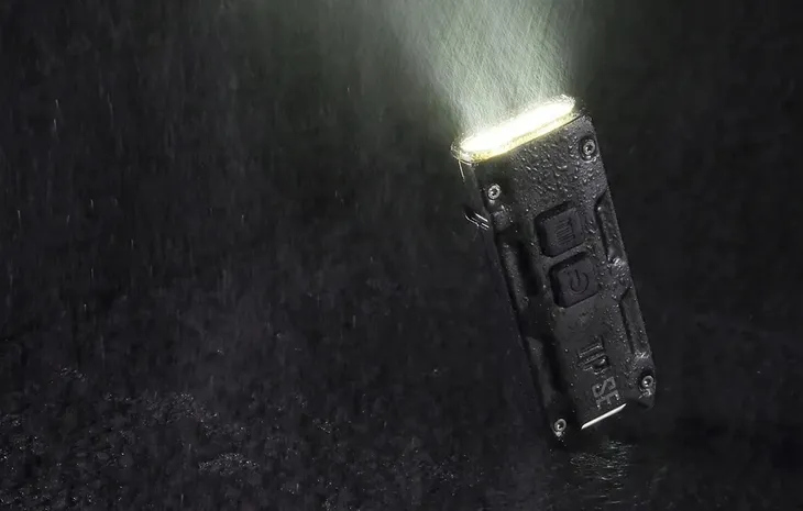 latarka-nitecore-tip-se-700lm-usb-c-led-osram-p8-maksymalna-sila-swiatla-700-lm
