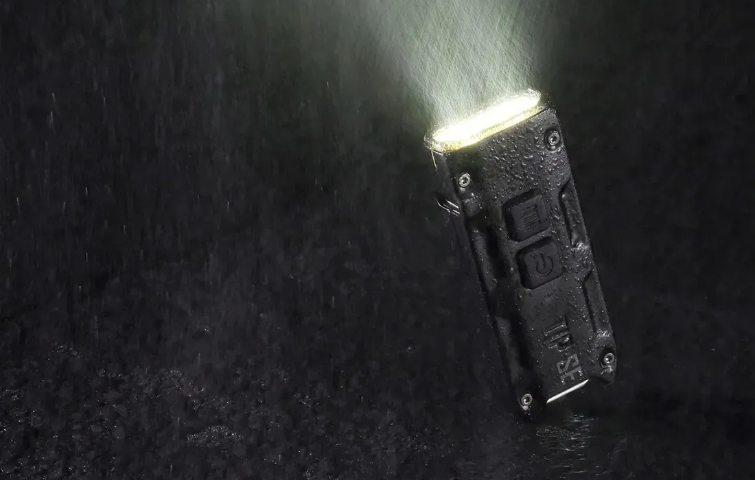latarka-nitecore-tip-se-700lm-usb-c-led-osram-p8-stan-nowy