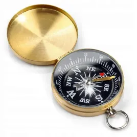 kompas-metalowy-zamykany-dogodny-ksztalt-do-wyznaczania-azymutu-na-mapie