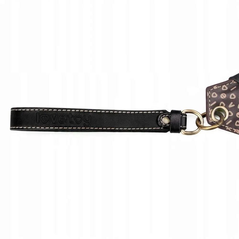 packa-rebellion-reign-love-paddle