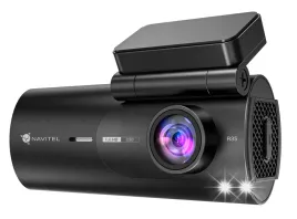 zestaw-wideorejestrator-kamera-samochodowa-navitel-r35-karta-64gb