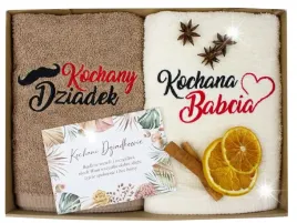 zestaw-reczniki-z-haftem-dzien-babci-dziadka-prezent-kochana-babcia-dziadek