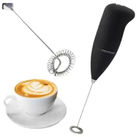 czarny-spieniacz-ubijacz-do-mleka-kawy-mini-mikser