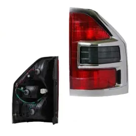 tylna-lampa-prawa-chrom-zarowki-mitsubishi-pajero-iii-2000-2002-mr548056