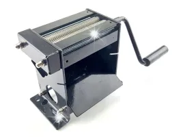 maszynka-do-ciecia-lisci-tytoniu-ziol-krojenia-na-lozyskach-ciecie-12