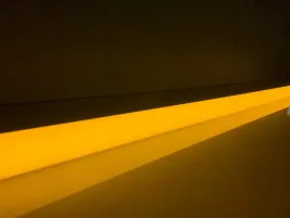swietlowka-led-pomaranczowy-neon-nietlukaca-230v