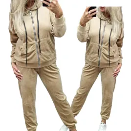 rozpinany-dres-damski-welur-58-60-9xl-10xl-ecru-wygodny-otulajacy-superbig