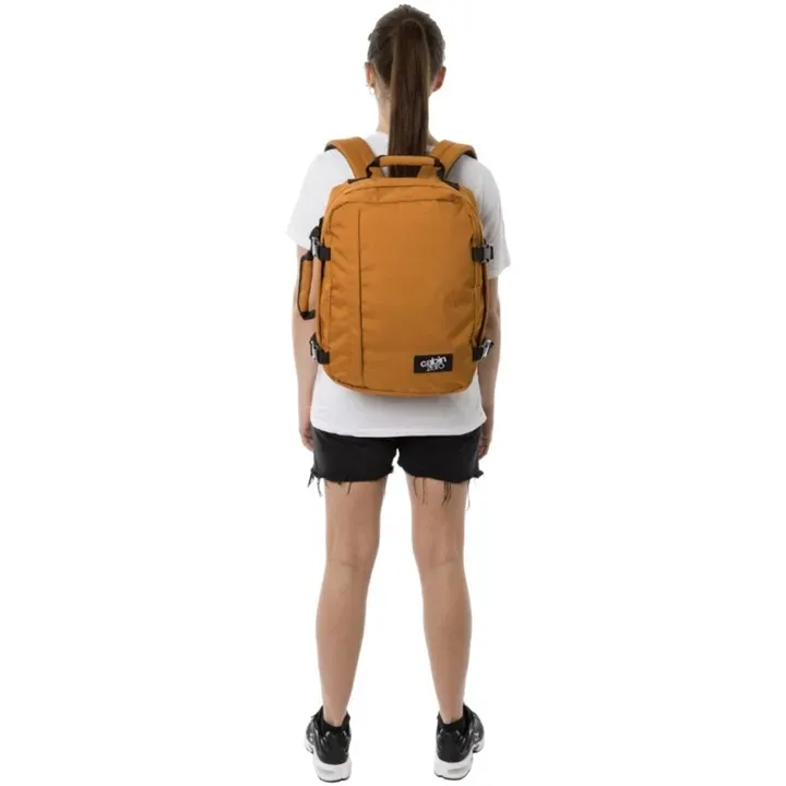 plecak-kabinowy-cabinzero-mini-28l-orange-chill-stan-nowy