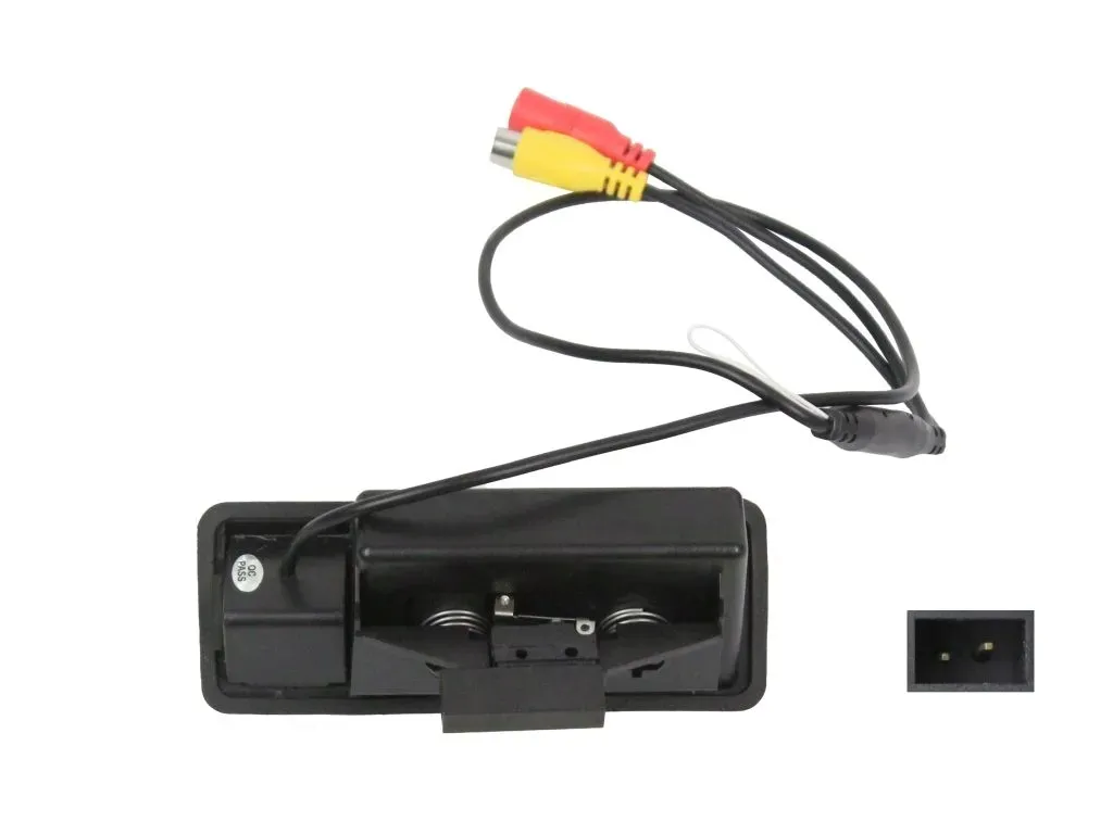 klamka-pokrywy-tylnej-z-kamera-bmw-1-e82-e88-3-e90-e91-e92-e93-5-e60