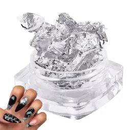 folia-pazlotko-do-zdobien-paznokci-manicure-srebrna-silver