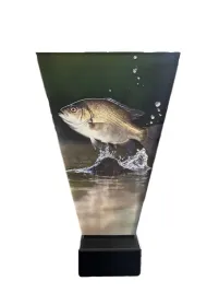 wedkarska-szklana-statuetka-z-ryba-leszcz-trofeum-wedkarskie-23-cm-opis