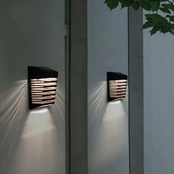 solarna-oprawa-elewacyjna-led-soe-2-stan-nowy