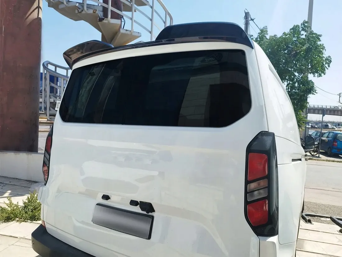 spojler-dachowy-do-ford-transit-custom-ii-2023-