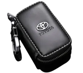 toyota-etui-pokrowiec-skorzany-na-kluczyk-czarny