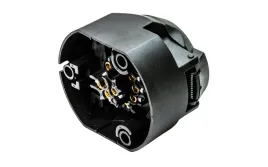 gniazdo-13-polowe-plastikowe-12-v-1-szt