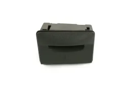 element-deski-uchwyt-lewy-na-kubek-iveco-daily-06-09-12-