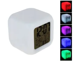 zegar-budzik-swiecacy-cyfrowy-lcd-termometr-zmienia-podswietlany-rgb