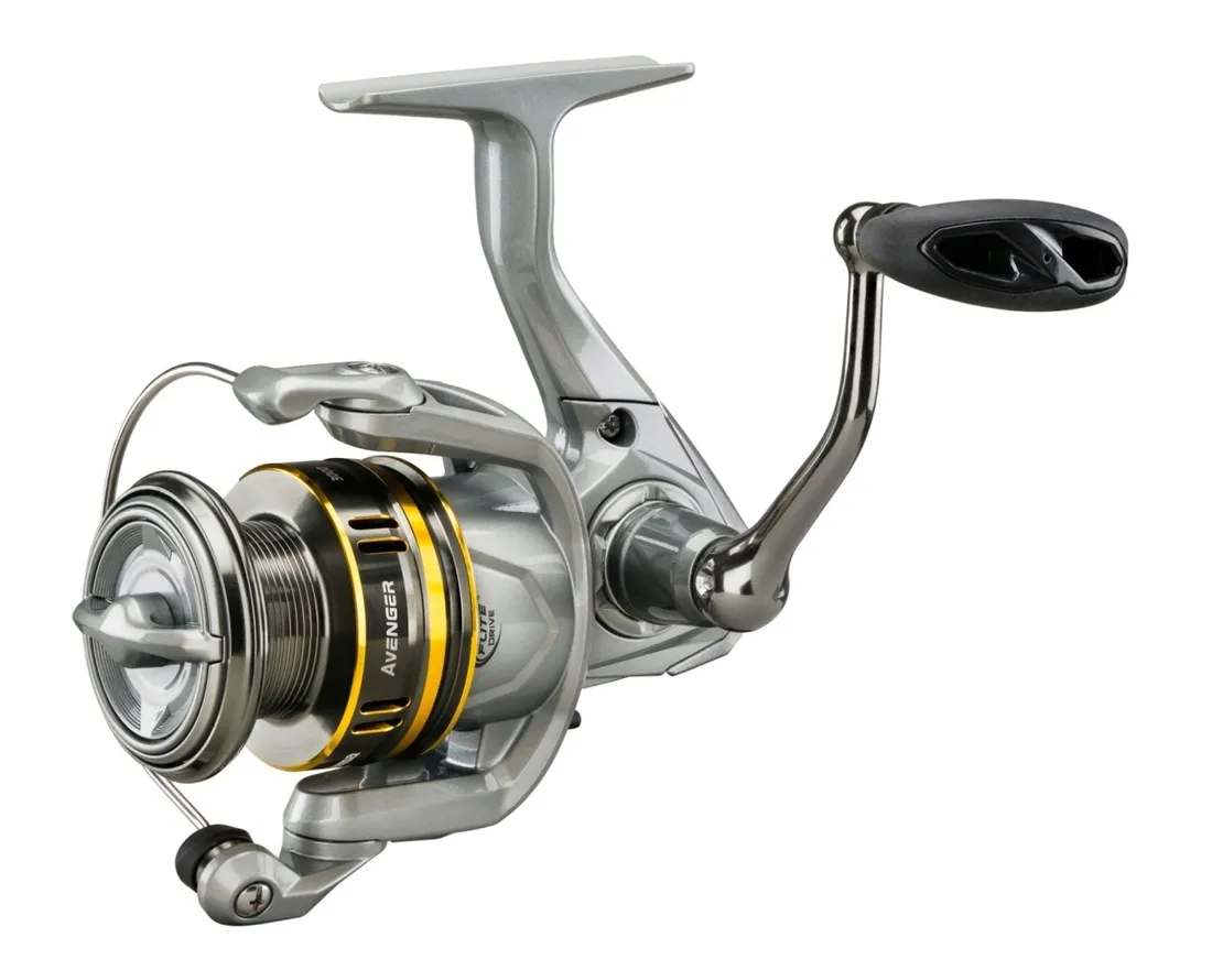 kolowrotek-okuma-avenger-b-3000b