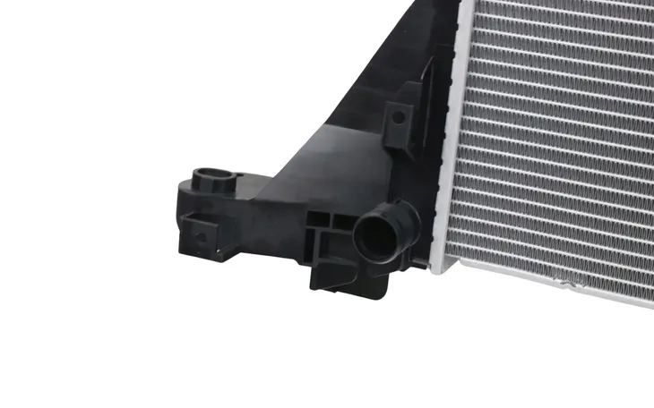 chlodnica-wody-renault-master-2010-producent-czesci-fast