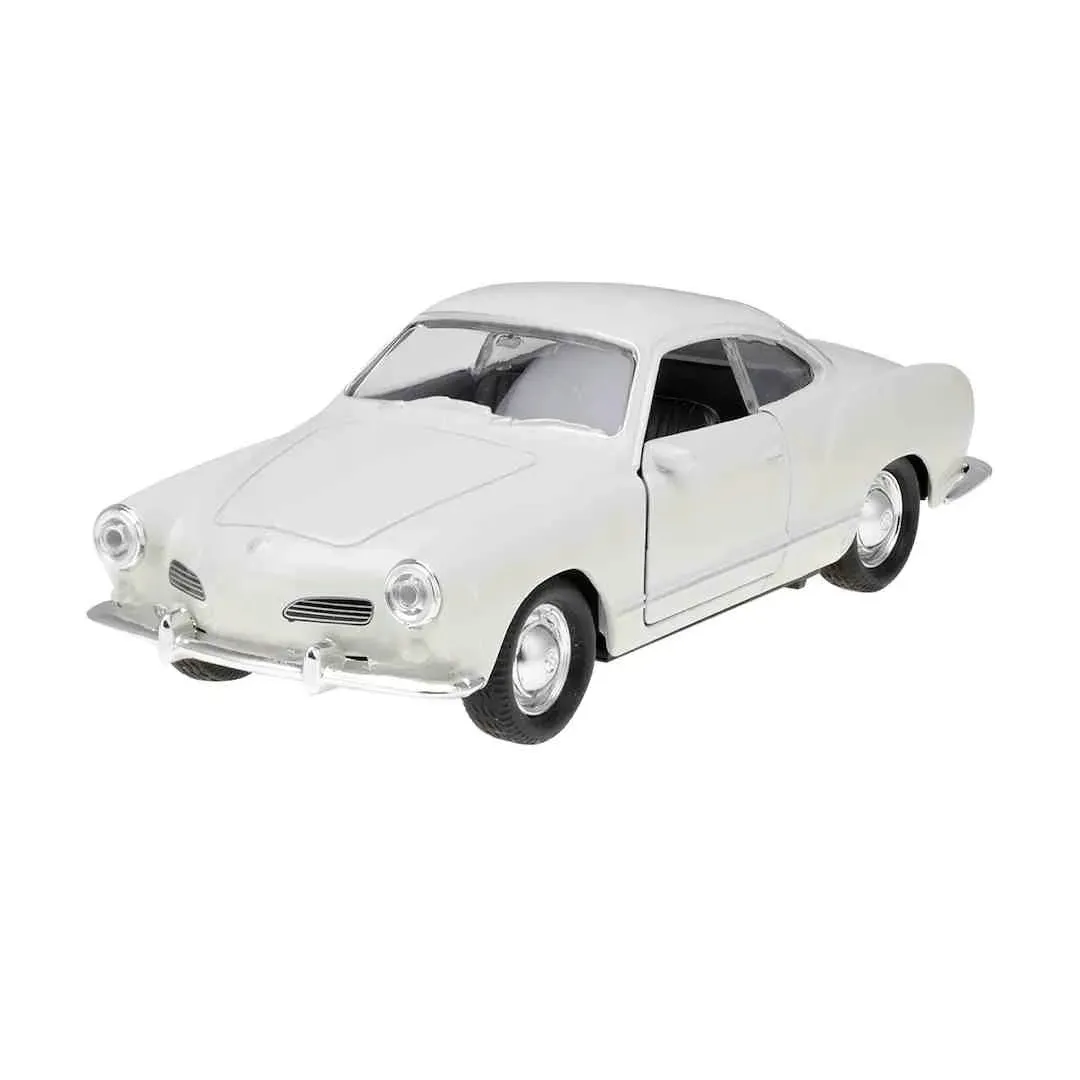 model-1-34-vw-karmann-ghia-coupe-bialy