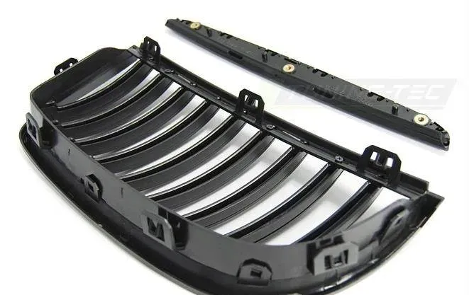 grill-nerki-bmw-e90-e91-05-08-czarny-polysk