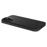 futeral-spigen-core-armor-do-iphone-15-plus-matte-black-funkcje-ladowanie-indukcyjne-pochlanianie-wstrzasow