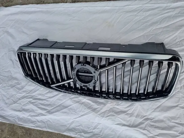 atrapa-grill-volvo-xc60-18-20-chrom-stan-nowy-producent-czesci-st-parts